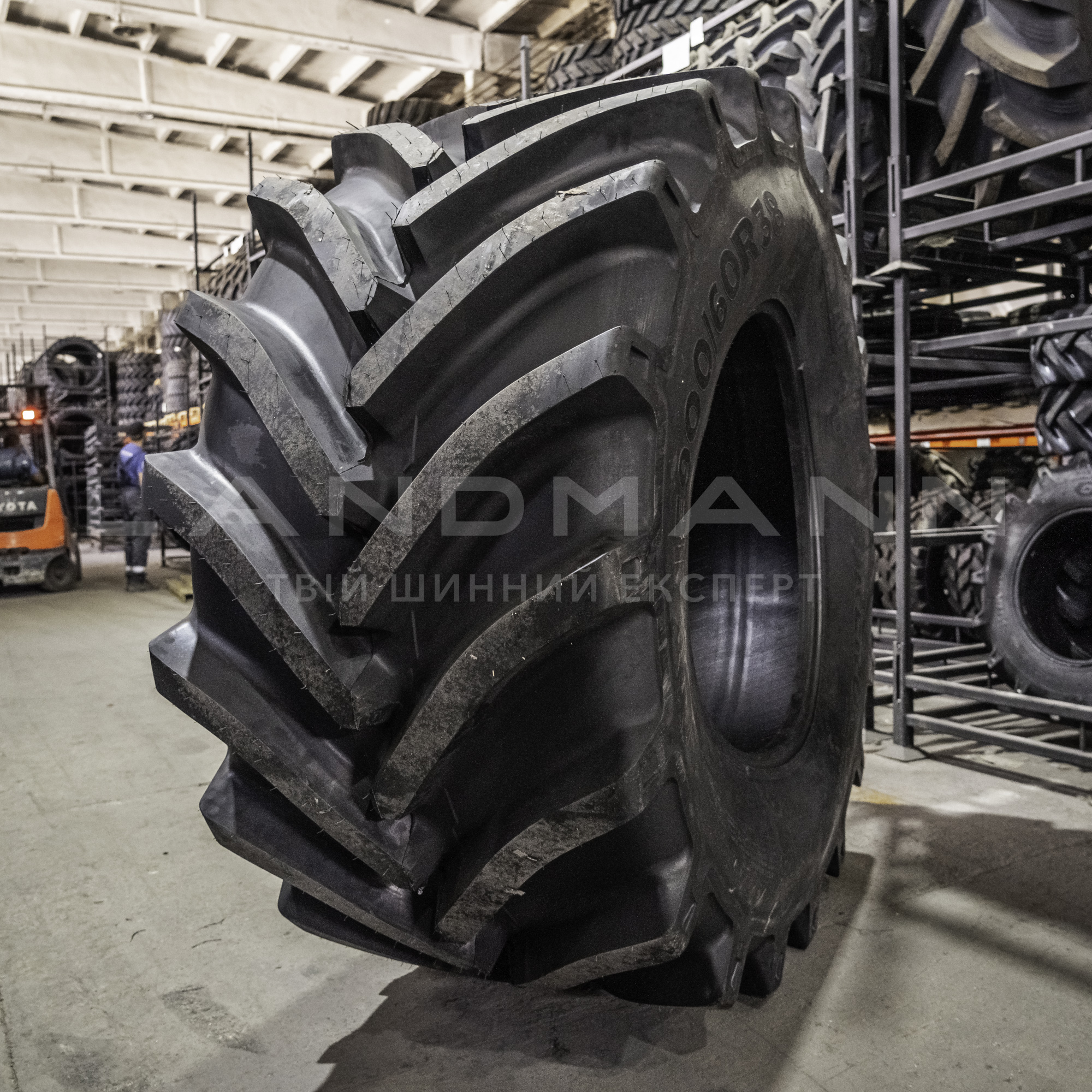 REVO ALXθ 2000S Стабілізатор напруги однофазний побутовий АМПЕР У 9-1/32 v2