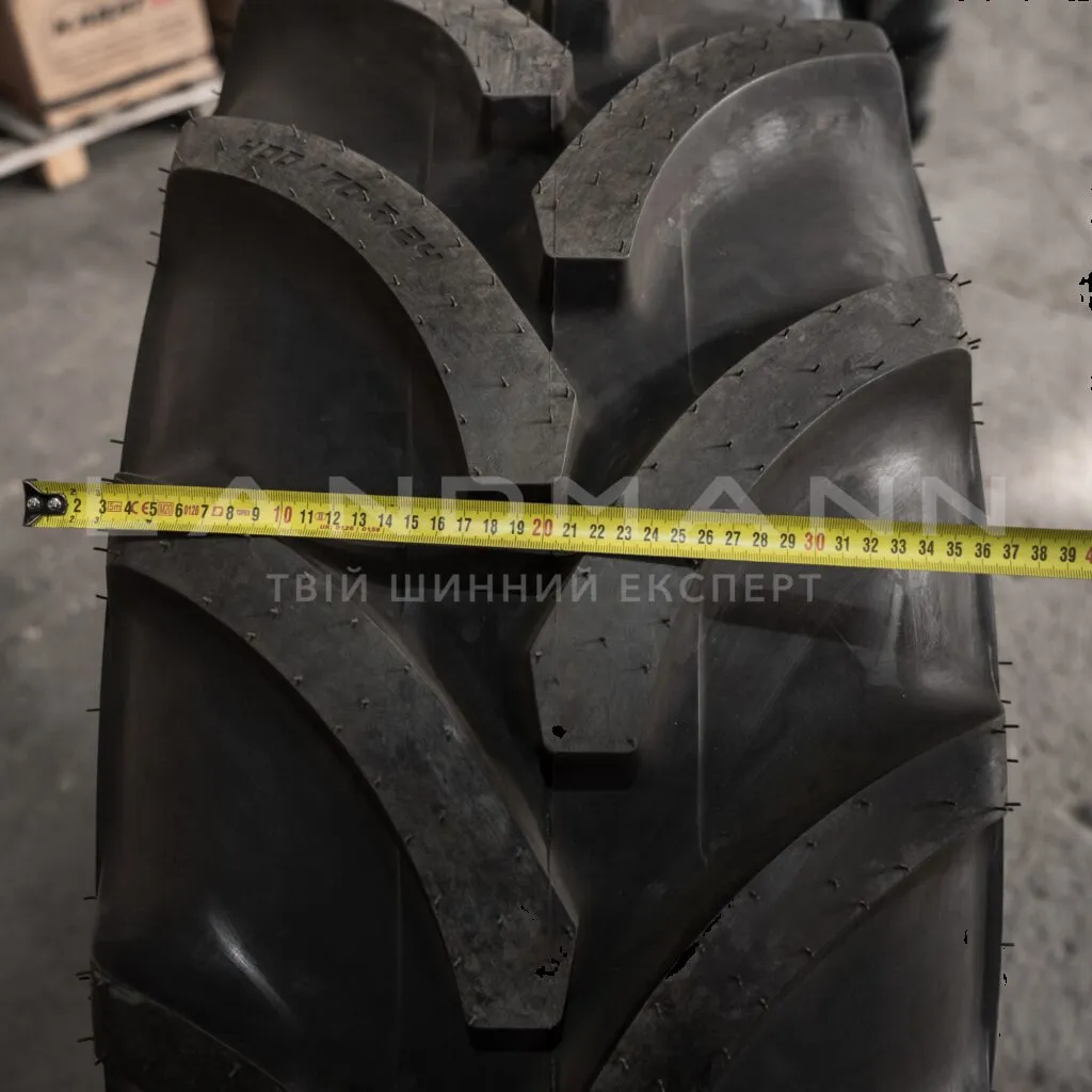 Шина 400/70R24 (16,0/70R24) 152A8/B Traxion Versa TL (Vredestein)
