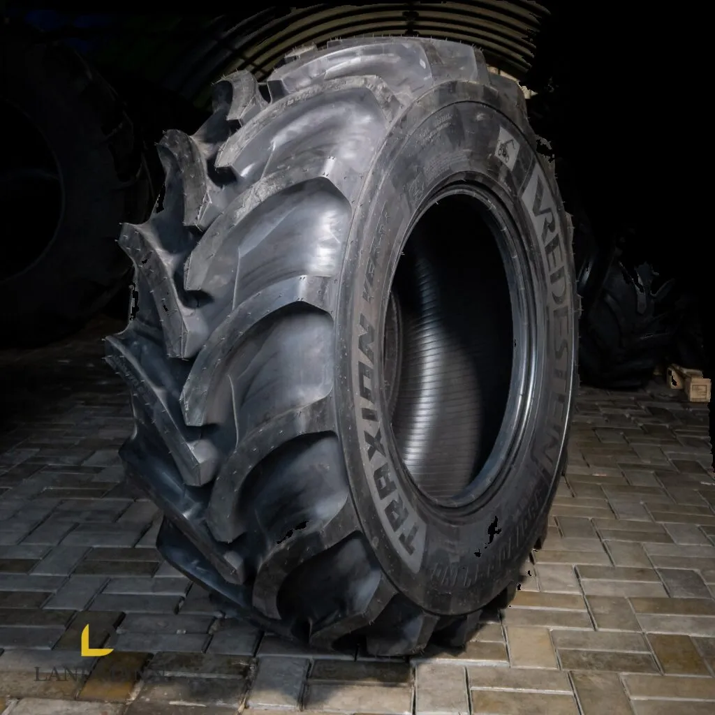 Шина 460/70R24 (17,5LR24) 159A8/B Traxion Versa TL (Vredestein)