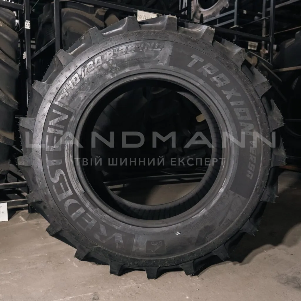 Шина 440/80R28 156A8/B Traxion Versa TL (Vredestein)